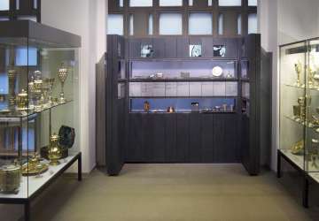 Ausstellungswand zum Thema Silber für die Museumspädagogik