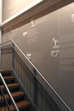 Treppenhaus mit Synopse